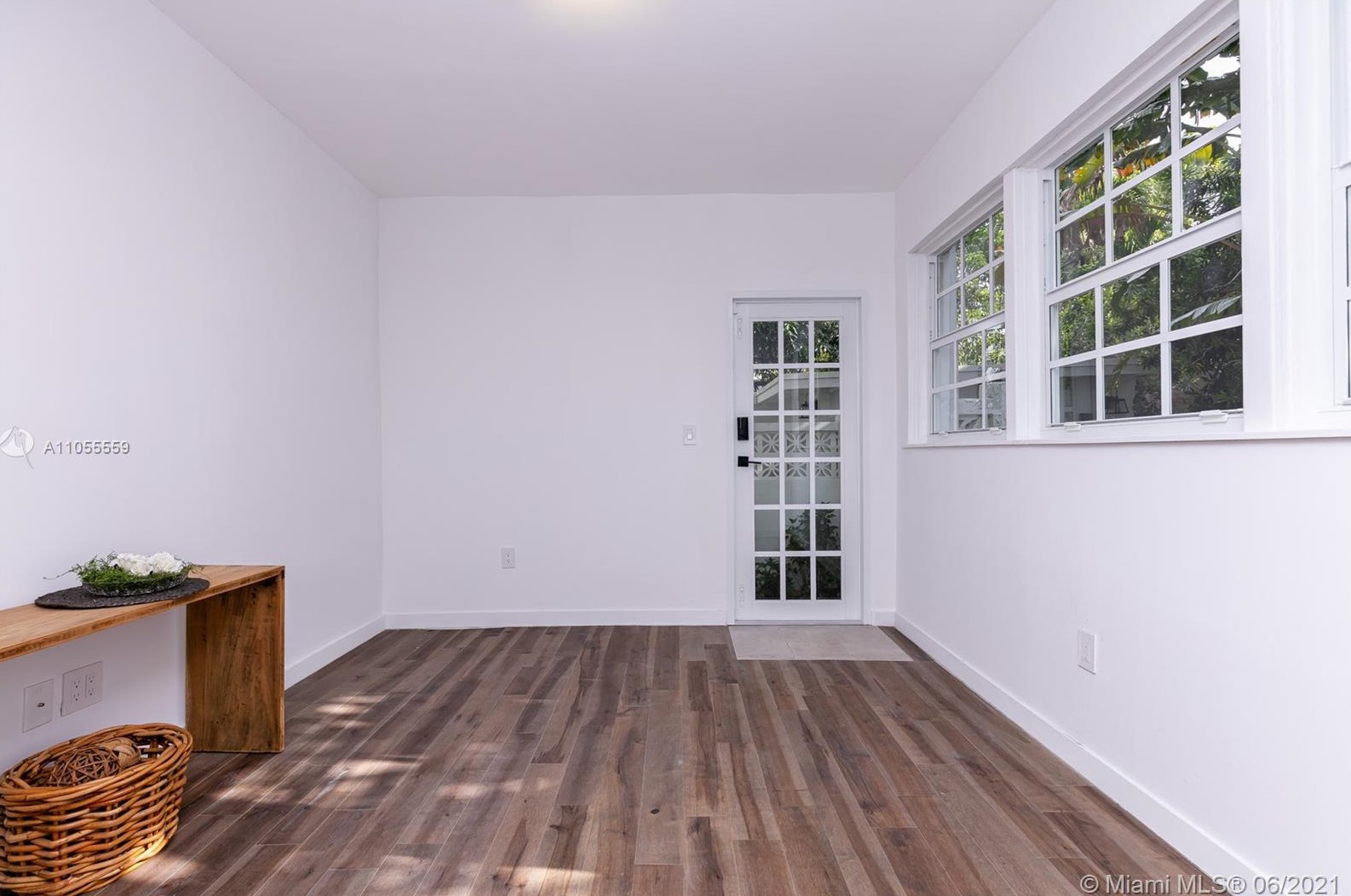 160 43 St, Miami FL 33137-3411 exterior