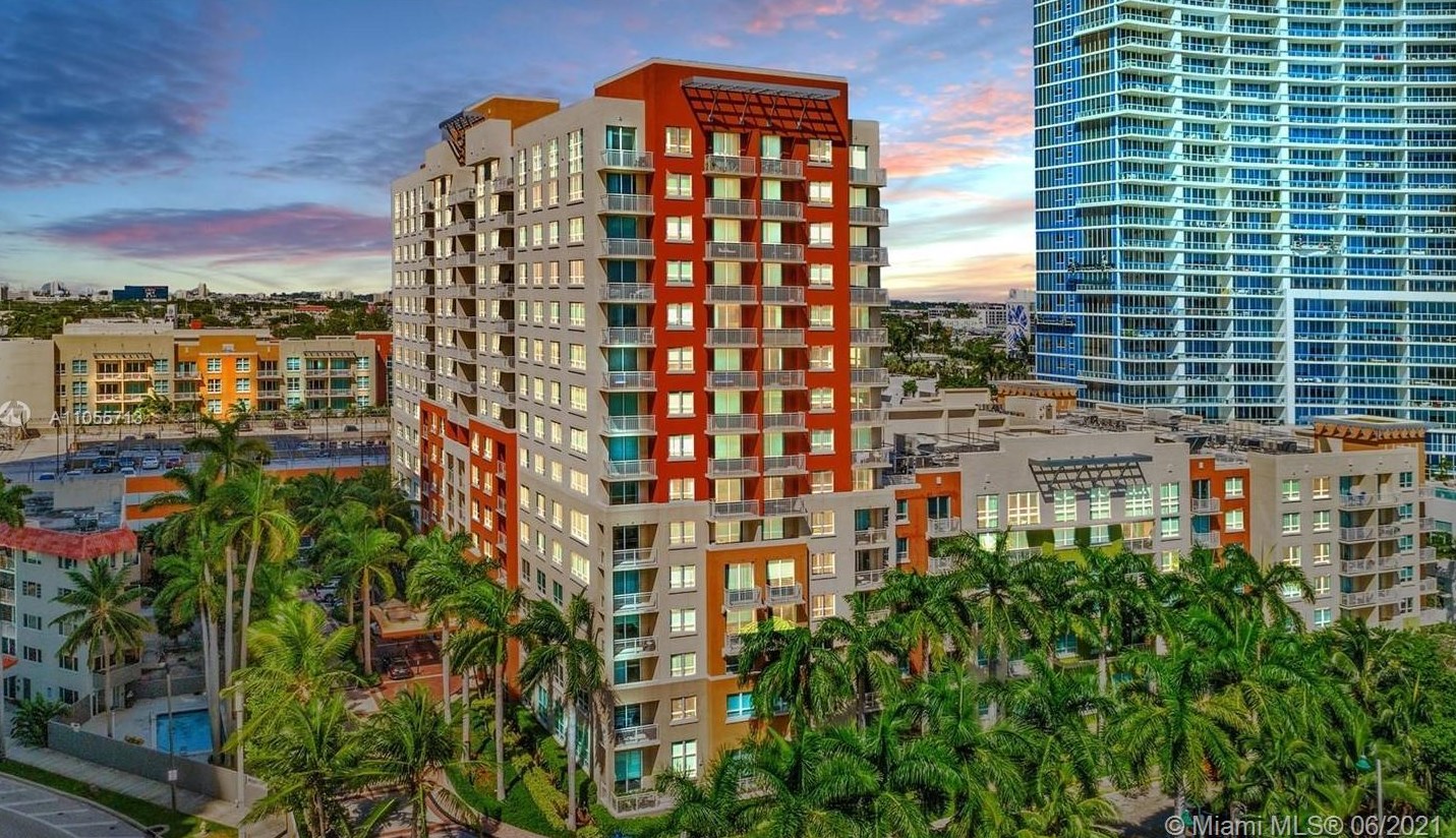 2000 Bayshore Dr, Miami FL  33133-3252 exterior