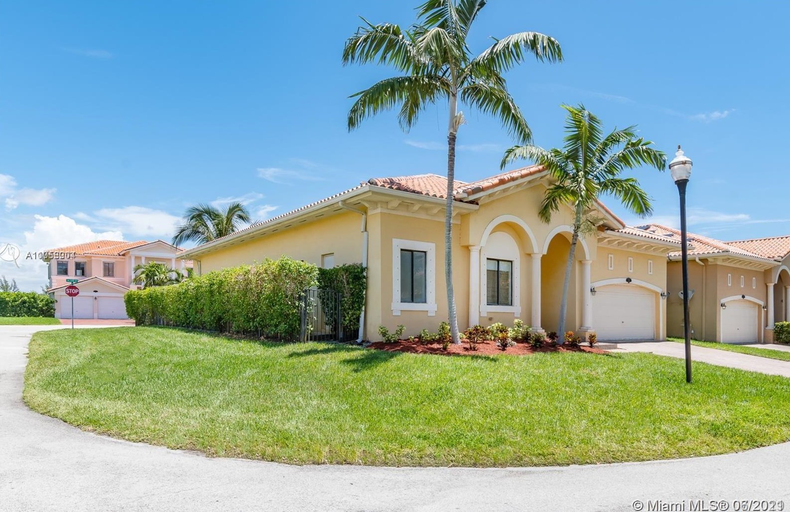 7745 188th Ter, Miami, FL 33157-8045