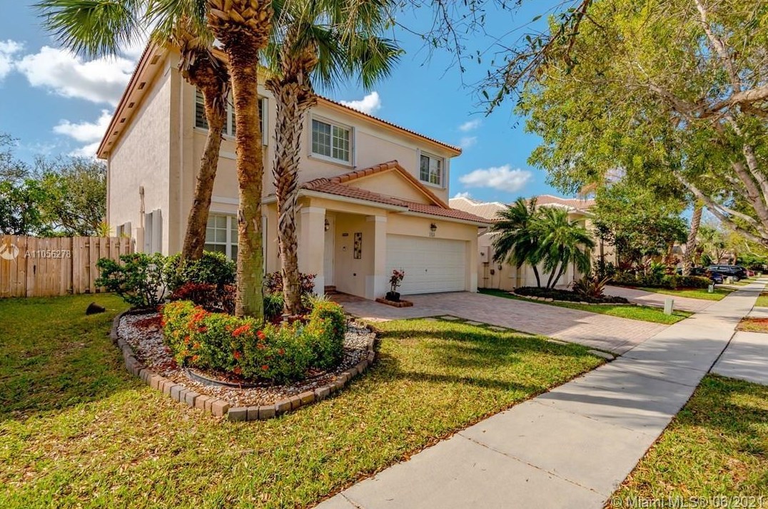 1958 Nw 171st Ave, Hollywood, FL 33028
