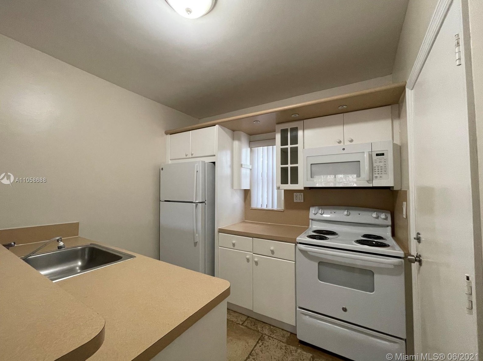 6116 Sw 62nd Ter #7, Miami, FL 33143