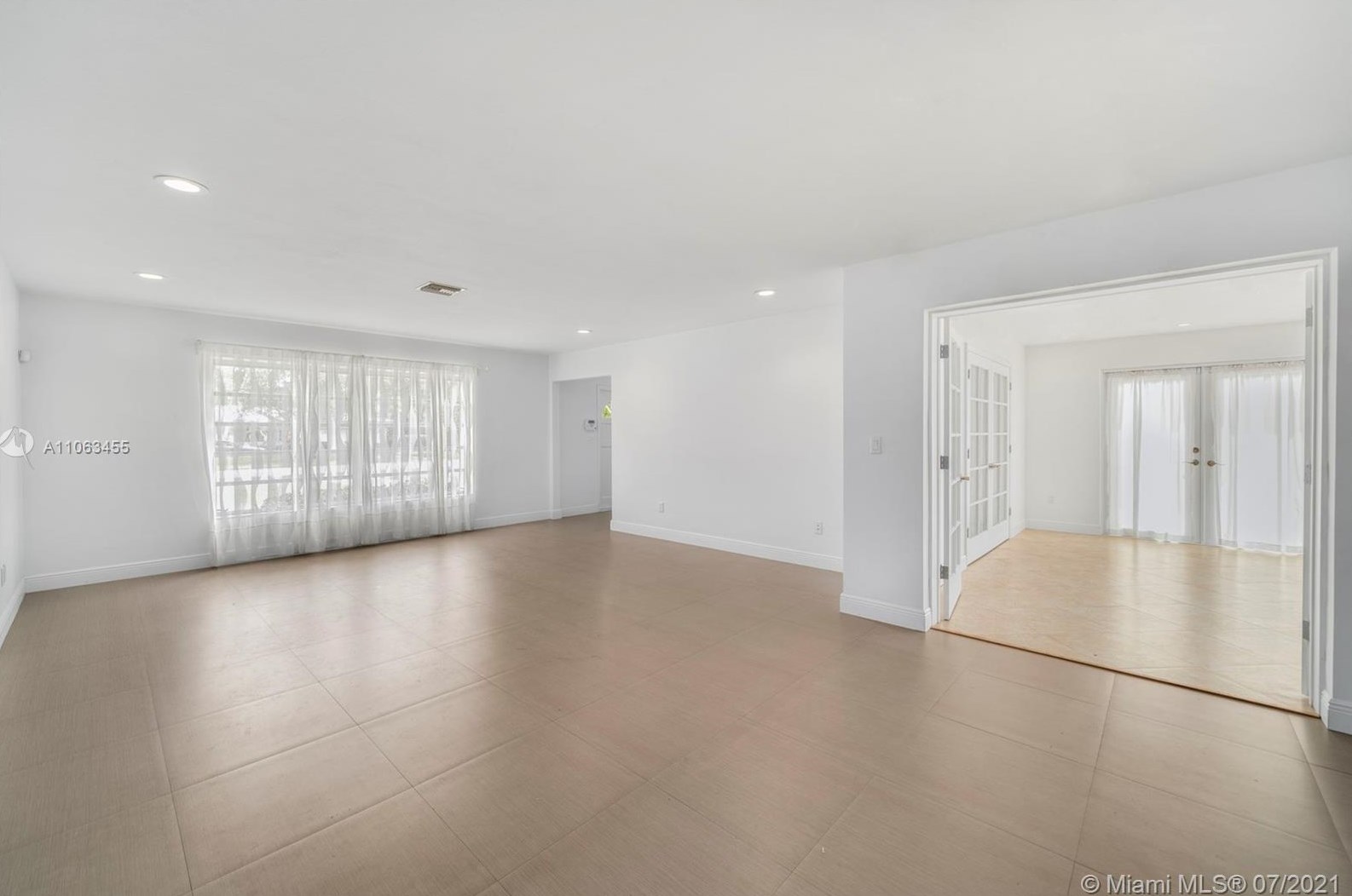 8301 142nd St, Miami, FL 33158-1050
