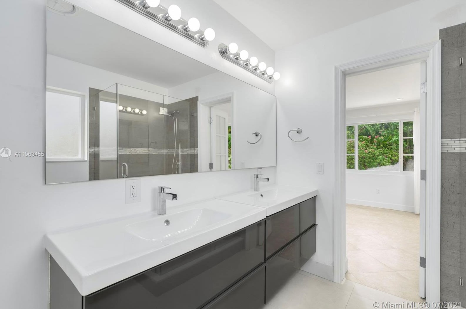 8301 142 St, Miami FL 33158-1050 exterior