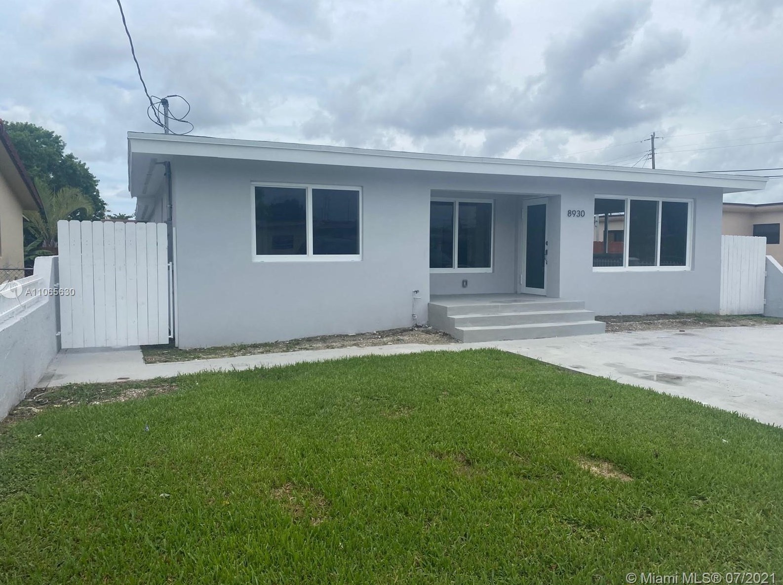 8930 34th St, Miami, FL 33165-4241