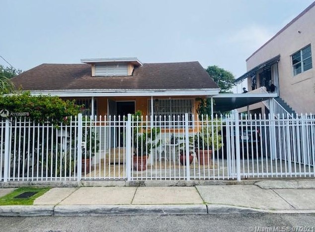 1021 26th St, Miami, FL 33127-4031