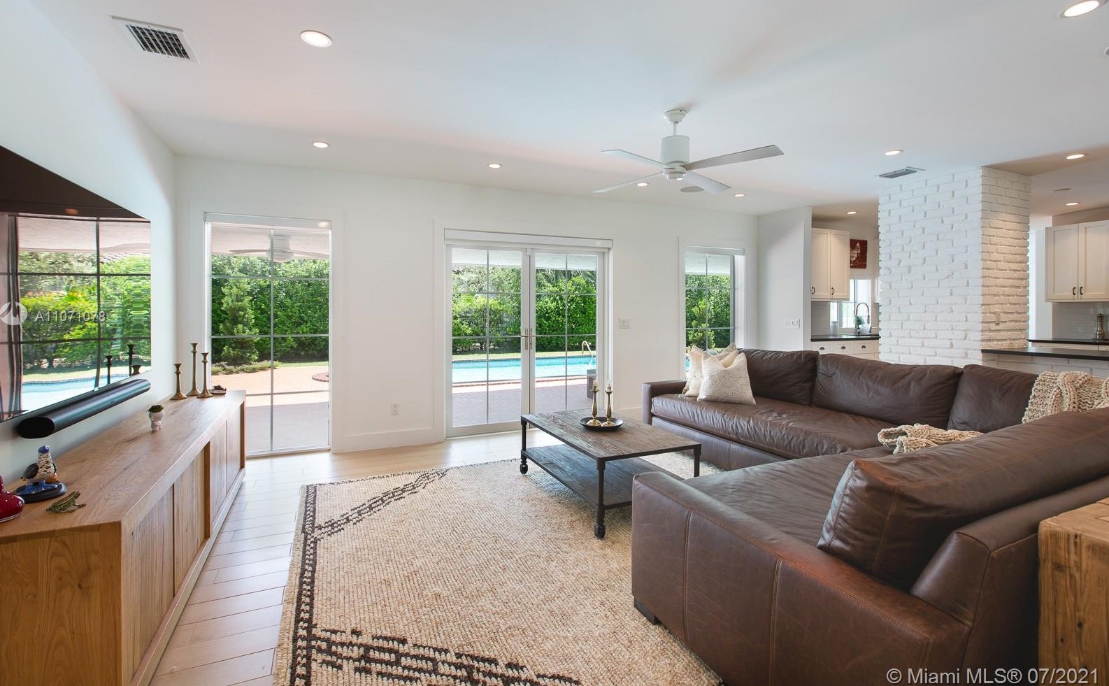 7720 146th Ter, Miami FL  33158-1644 exterior