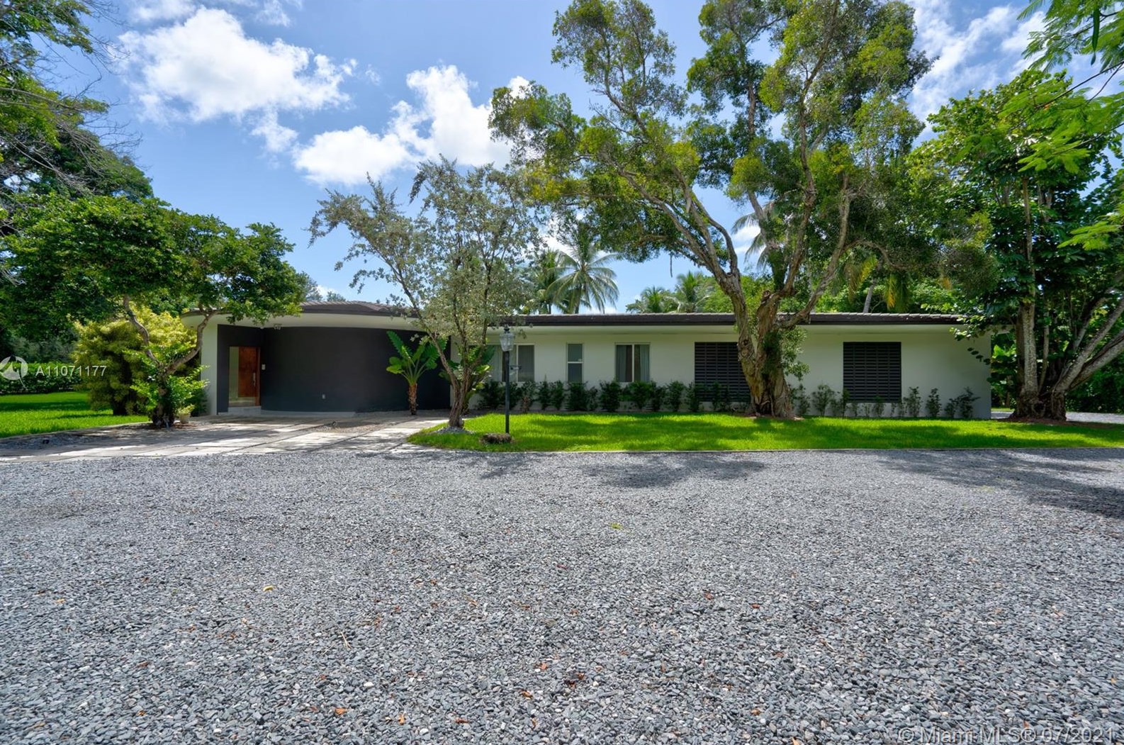 12001 Pine Needle Ln, Miami, FL 33156