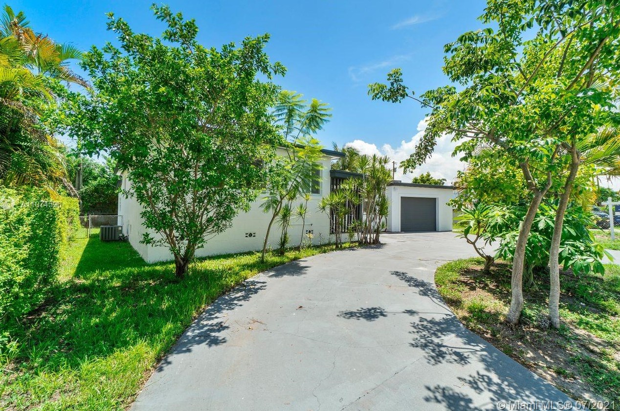 50 125th St, Miami, FL 33161-4501