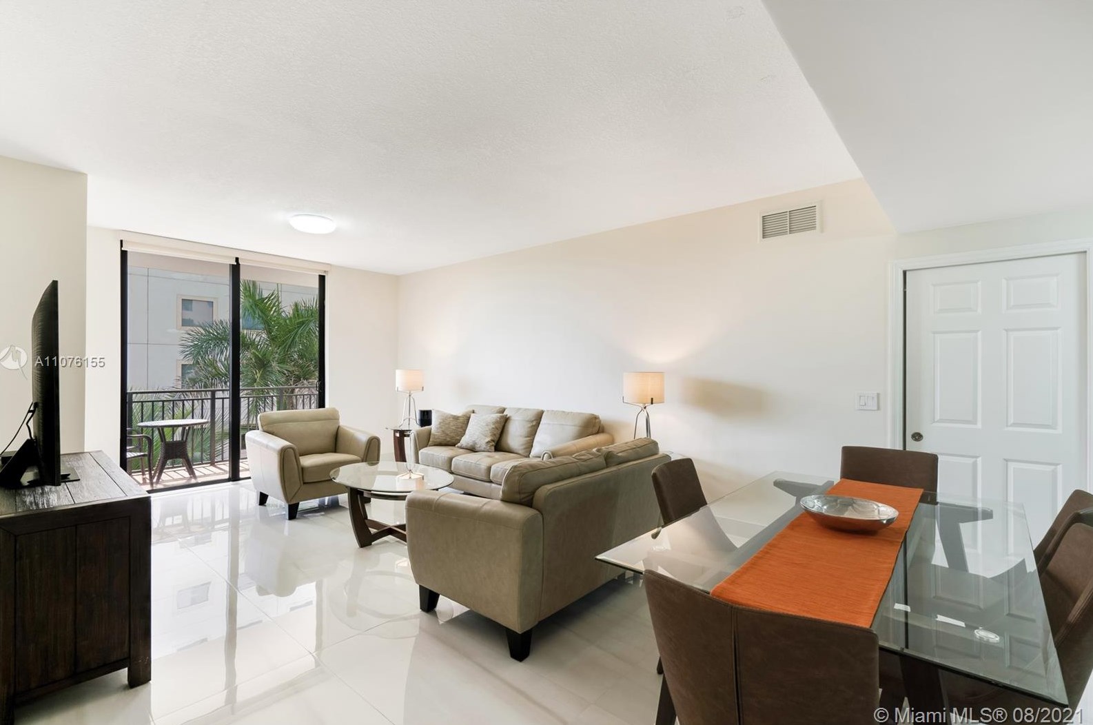 888 S Douglas Rd #404, Miami, FL 33134