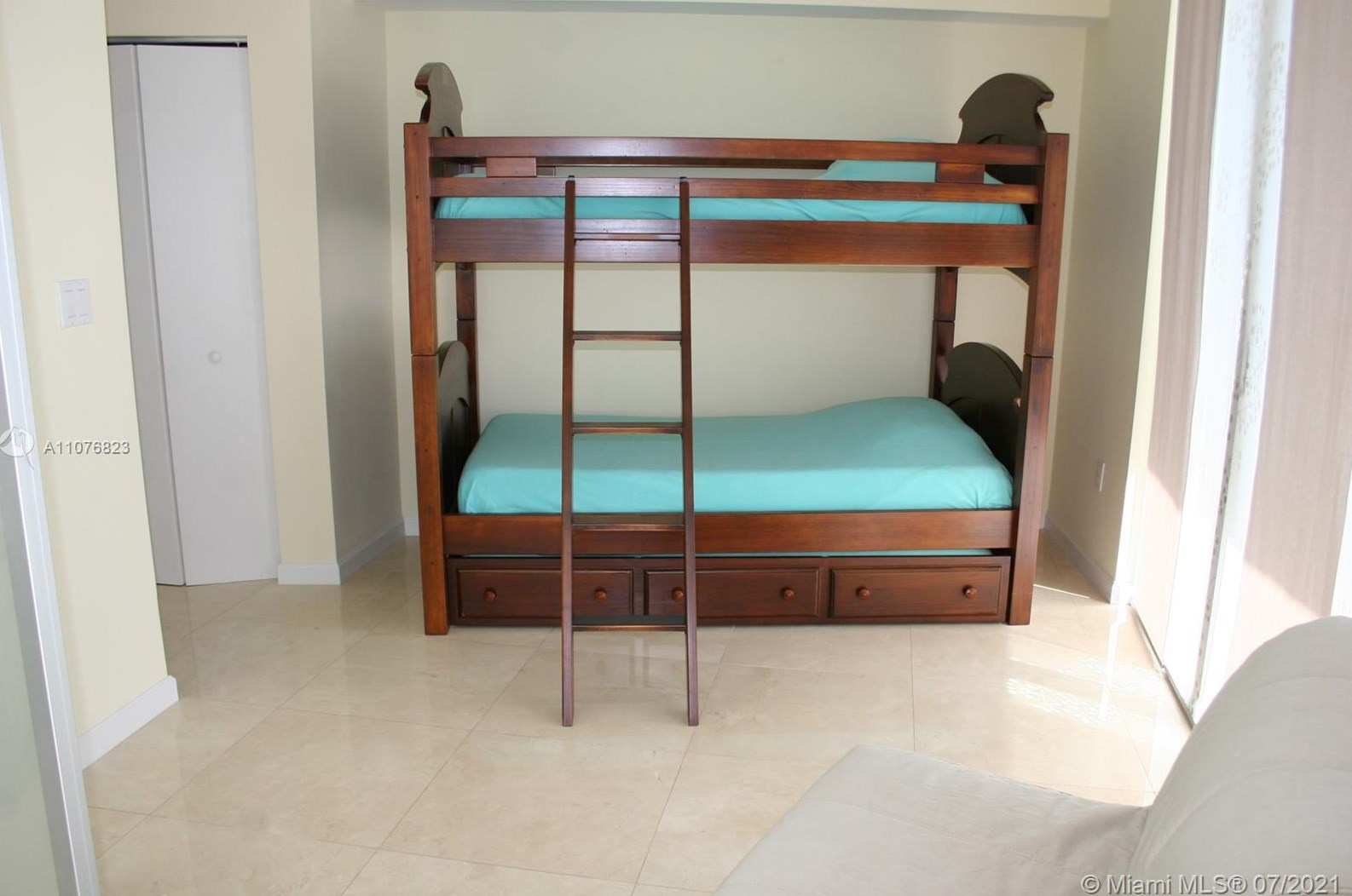 1750 N Bayshore Dr Apt 1702, Miami, FL 33132