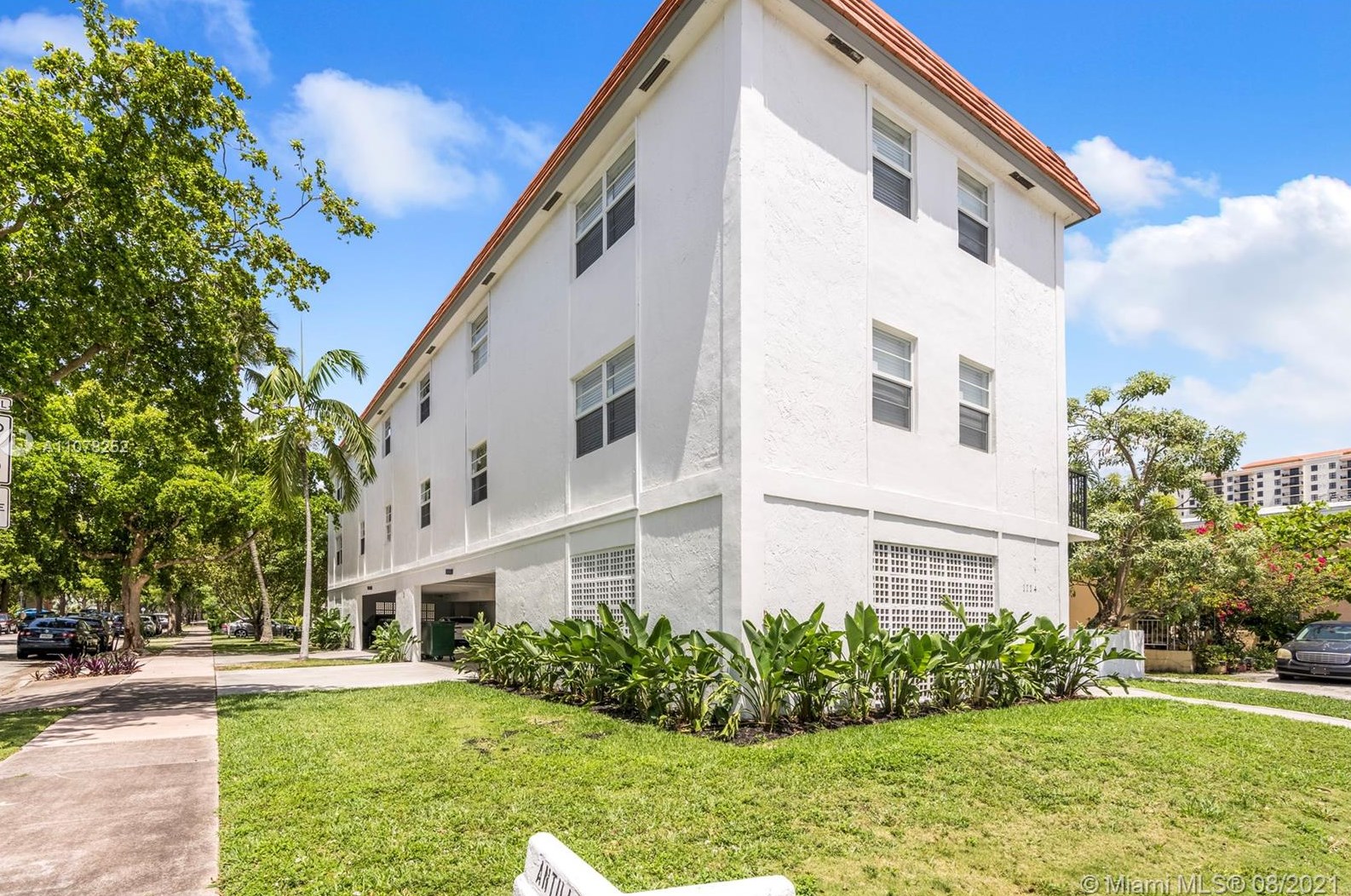 1114 S Douglas Rd #2, Miami, FL 33134