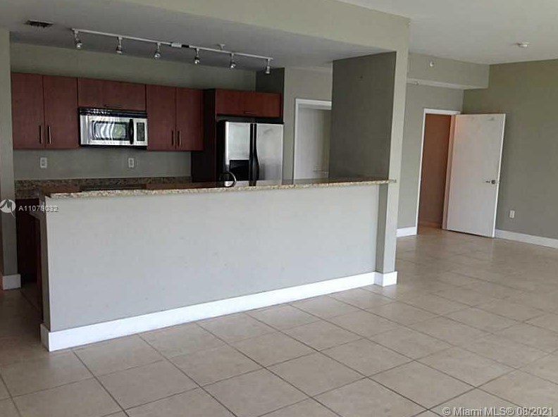 2694 Inagua Ave Apt 405, Miami, FL 33133