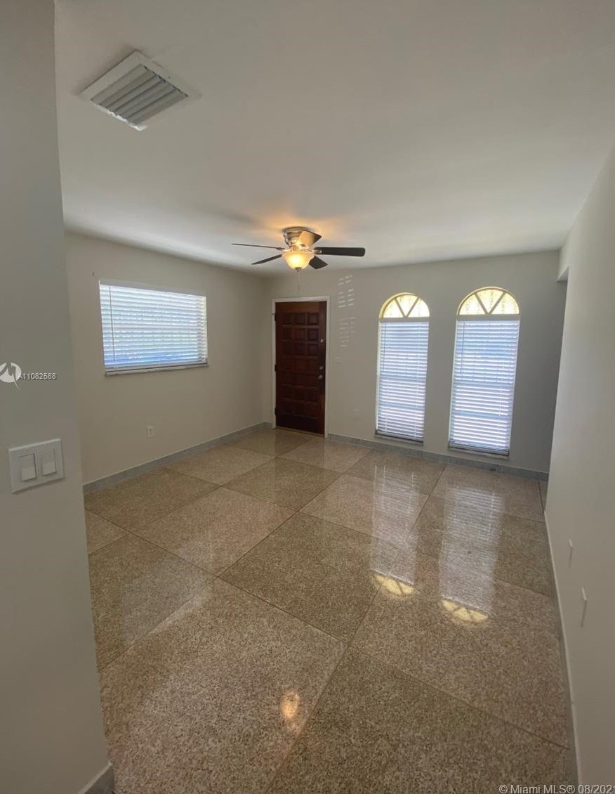 3240 Sw 25th St #3240, Miami, FL 33133