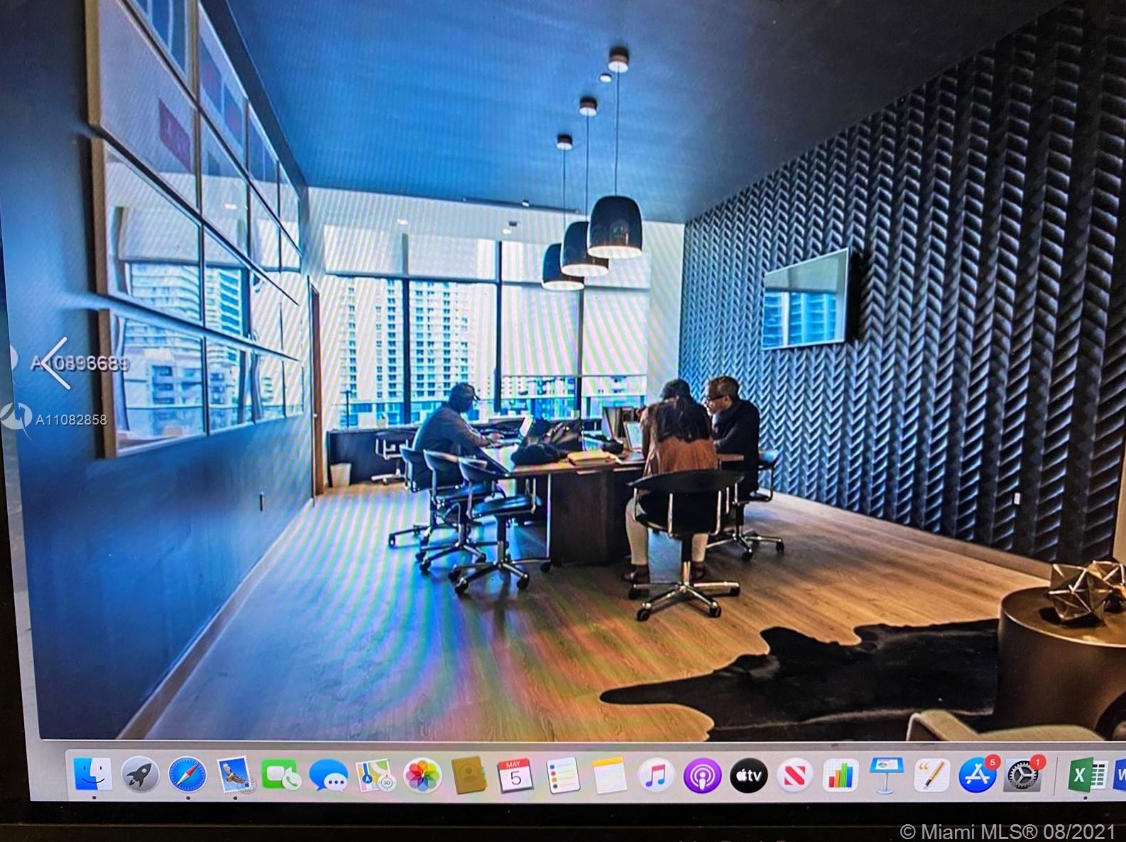 45 9th St, Miami FL  33132-1714 exterior