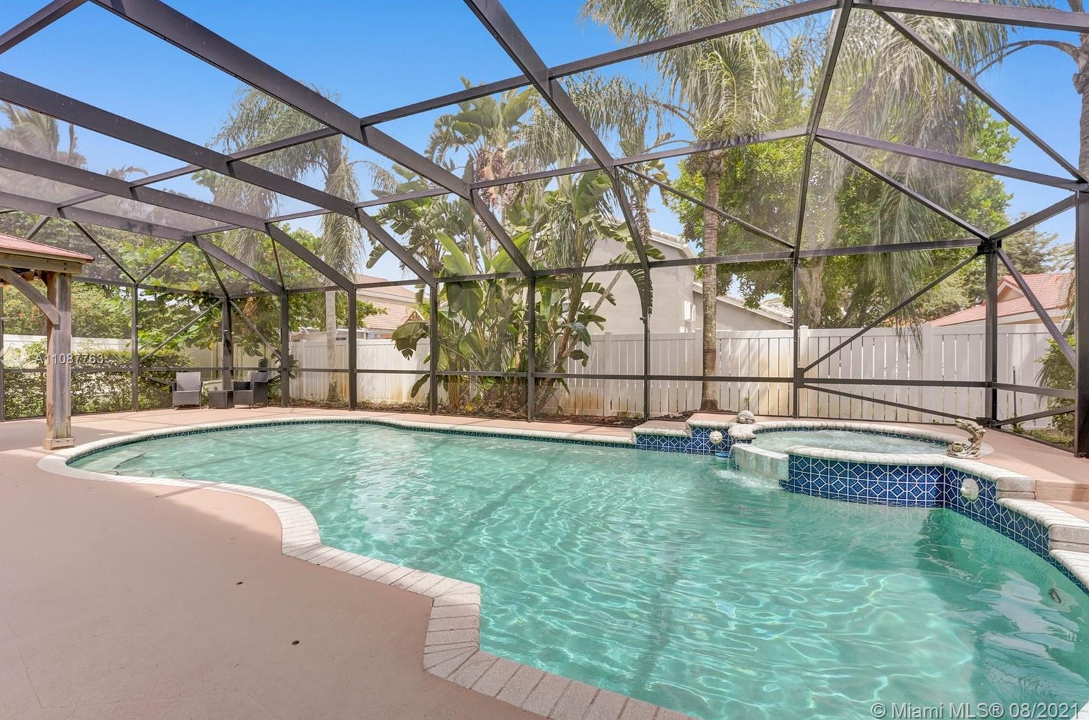 955 203 Ave, Hollywood FL  33029-3440 exterior