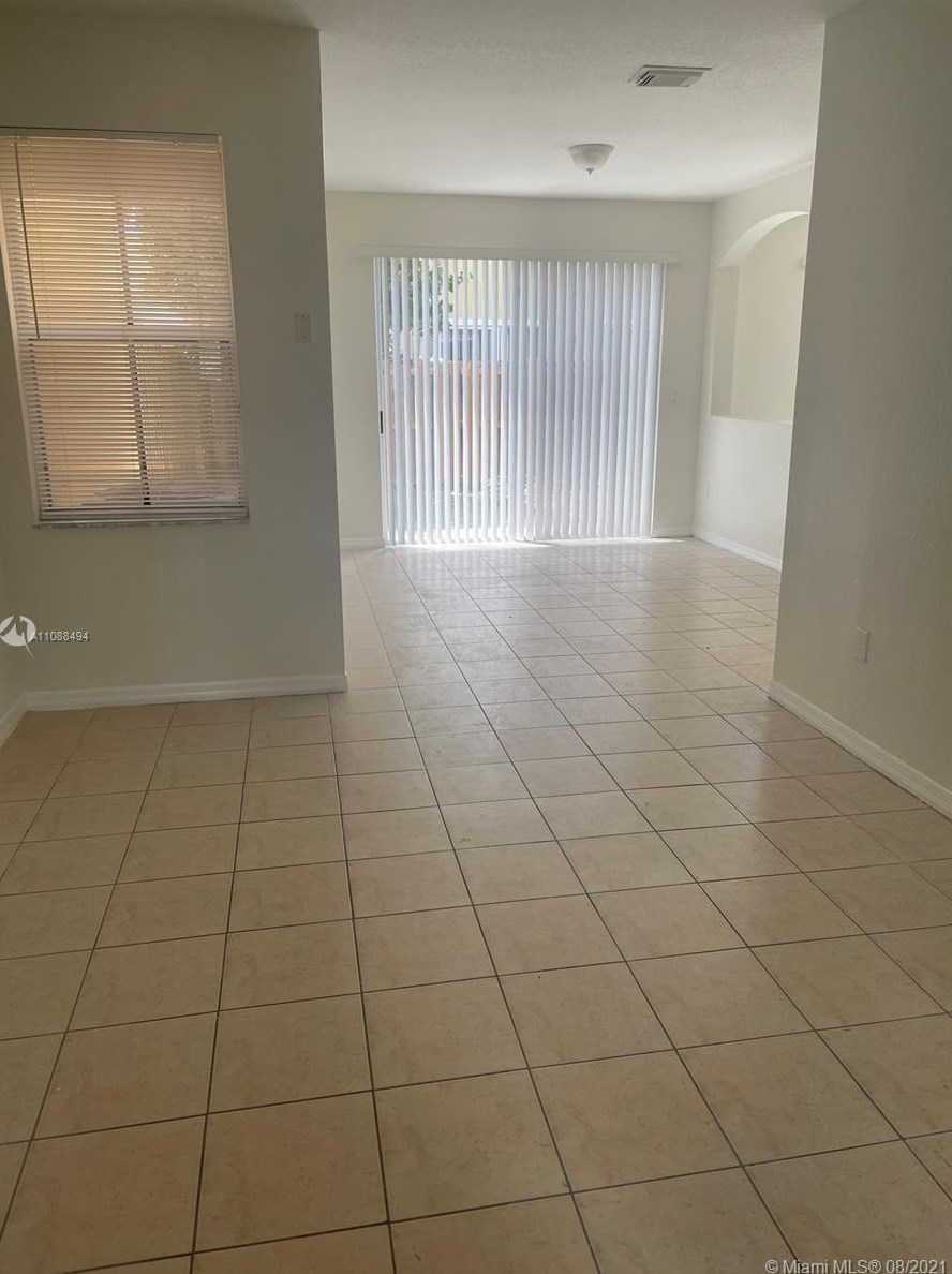 13736 Sw 115th Ln, Miami, FL 33186