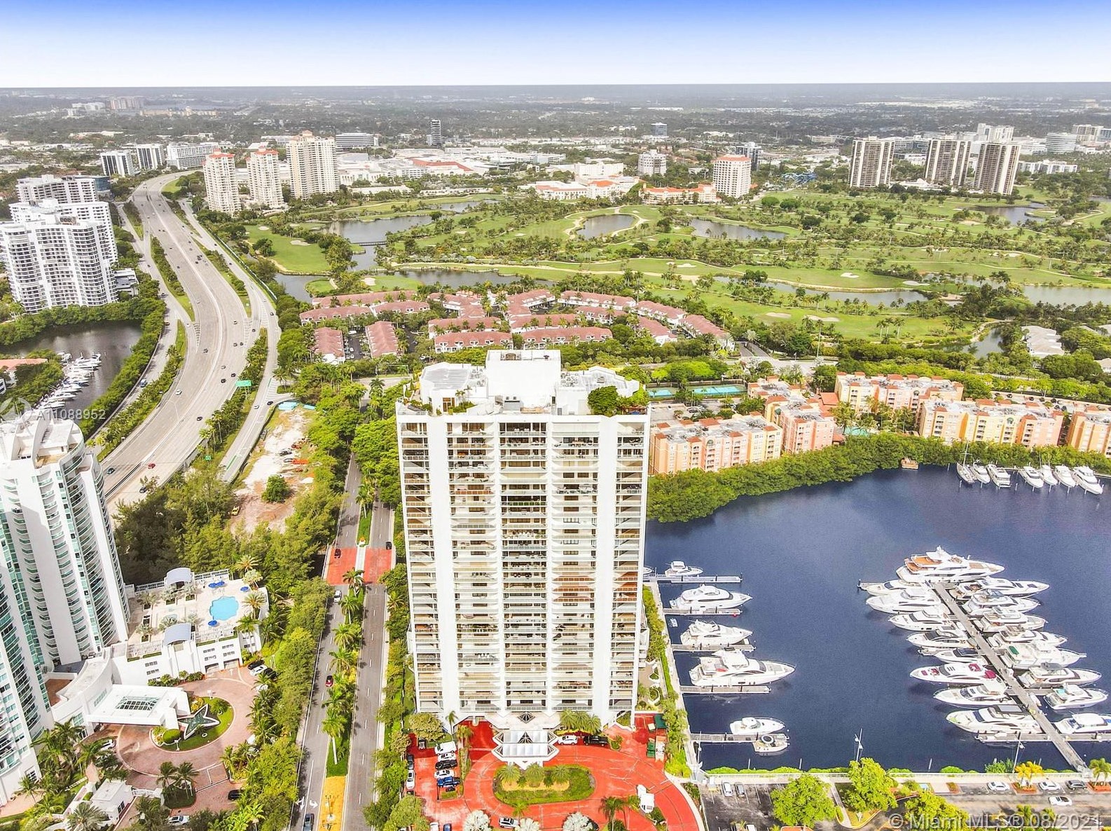 19500 Turnberry Way, Miami FL 33180-2509 exterior