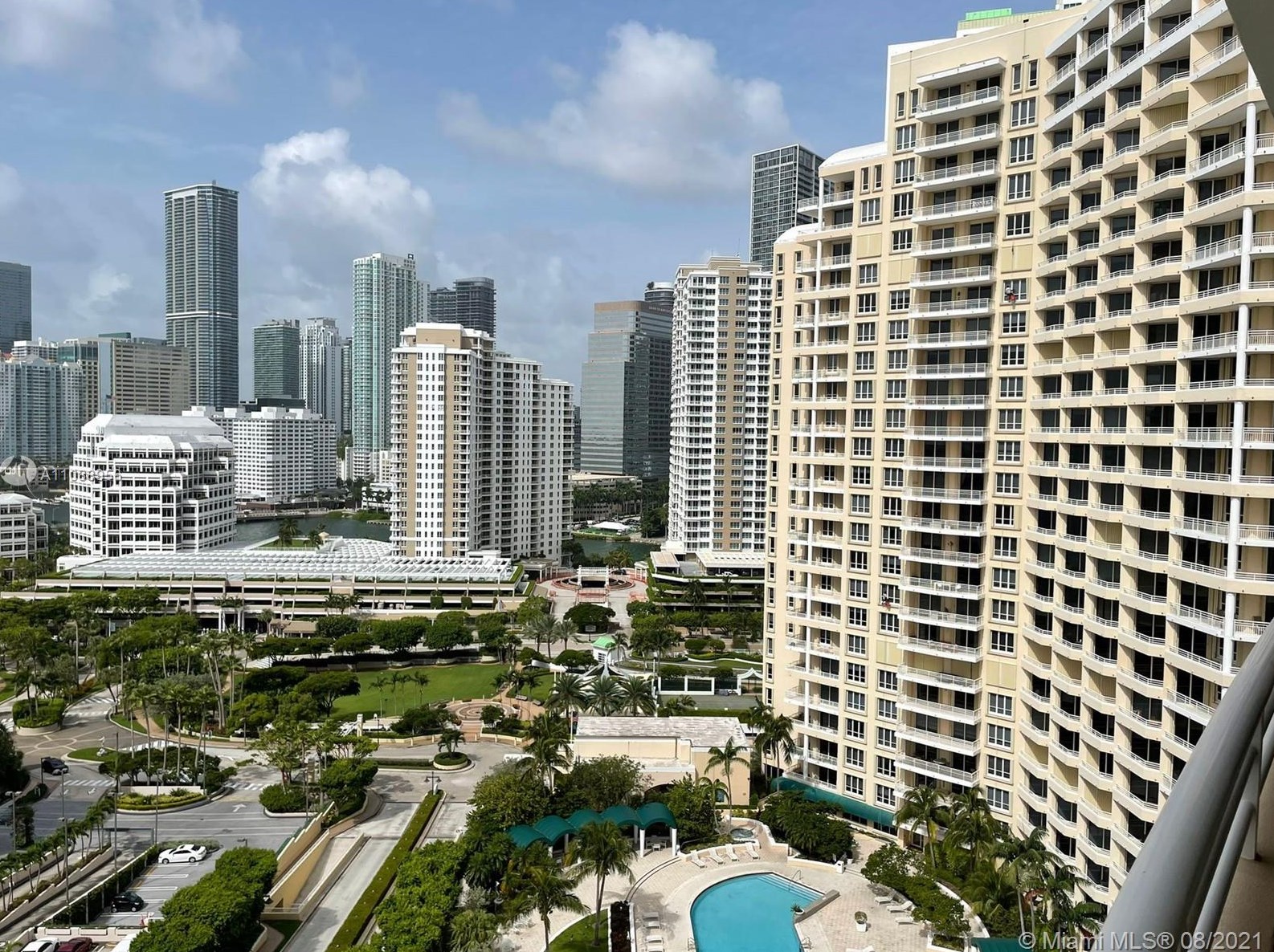 848 Brickell Key Dr Apt 1905, Miami, FL 33131