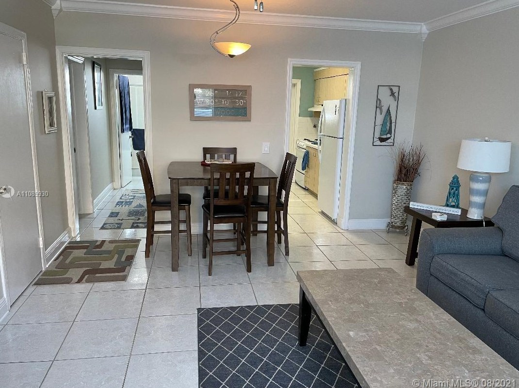 326 Harrison St #203a, Hollywood, FL 33019