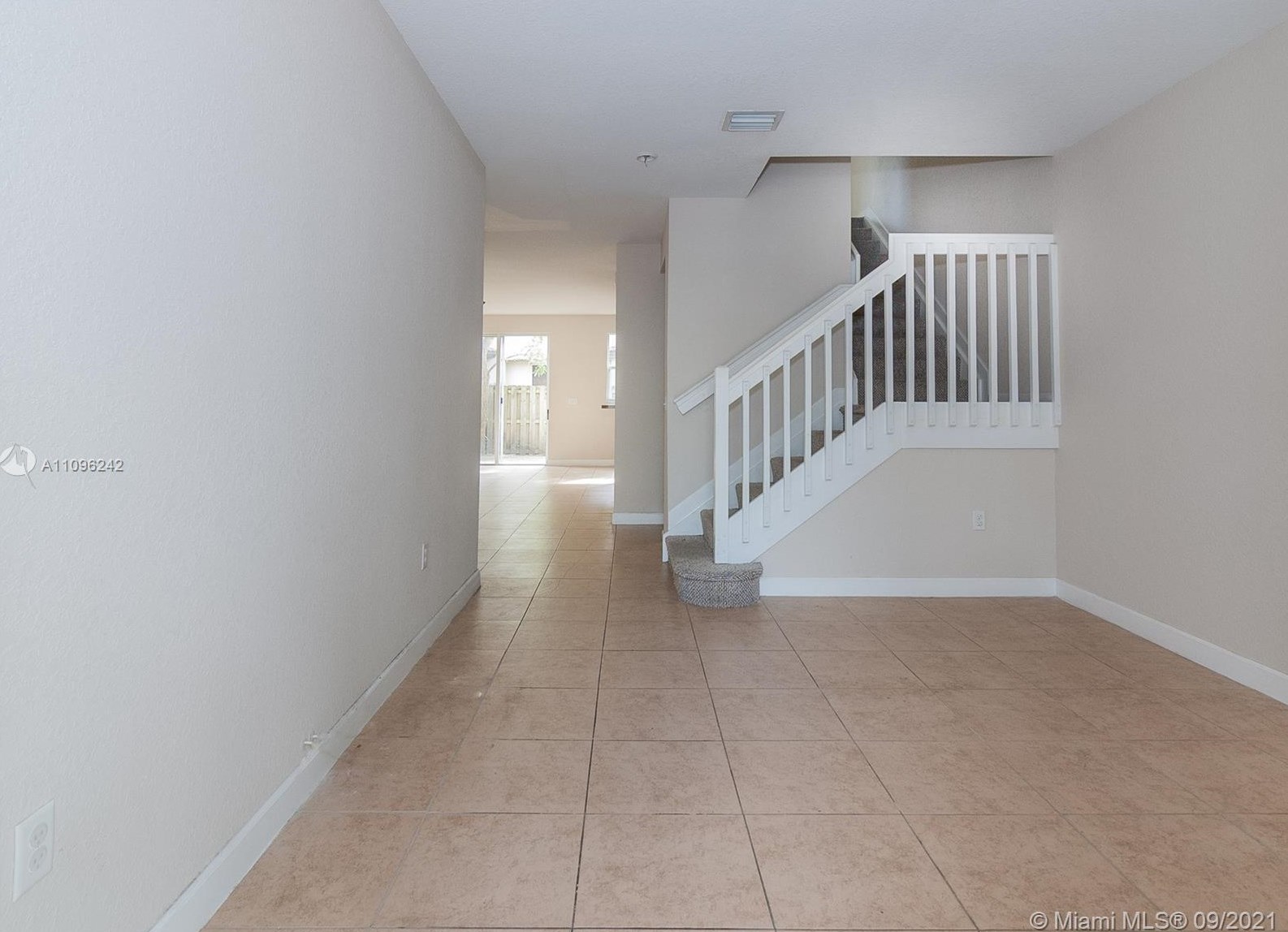 1036 208th St Ne #1036, Miami, FL 33179