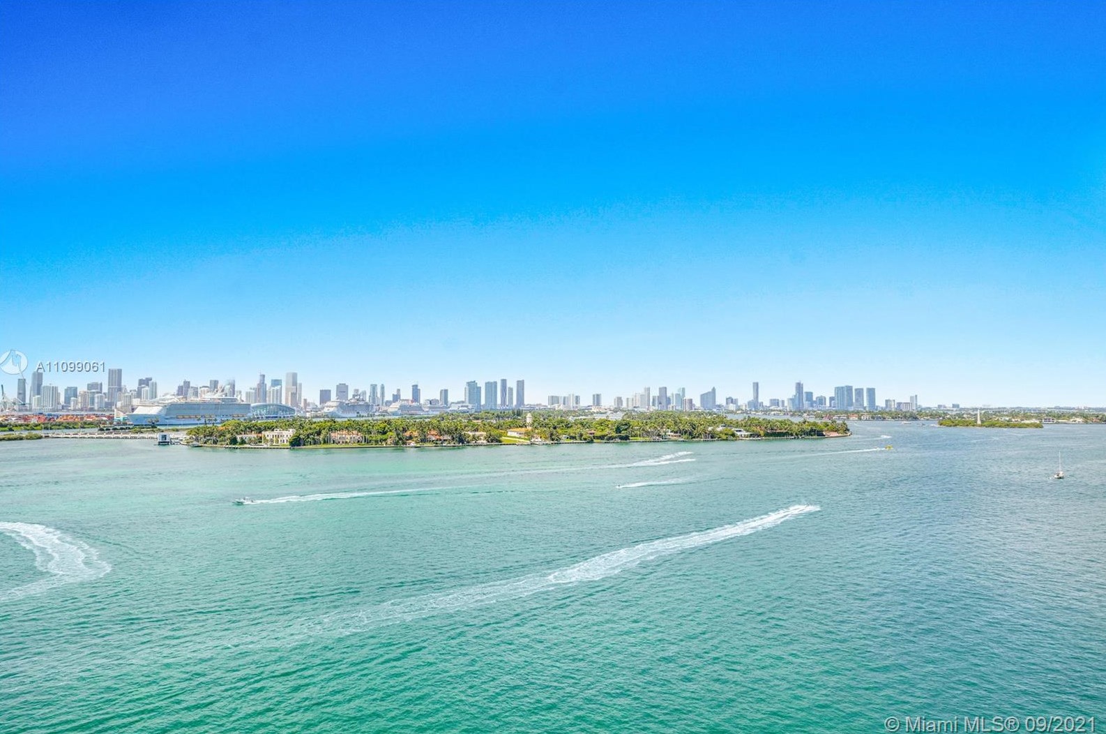 520 West Ave, Miami Beach FL  33139-5162 exterior