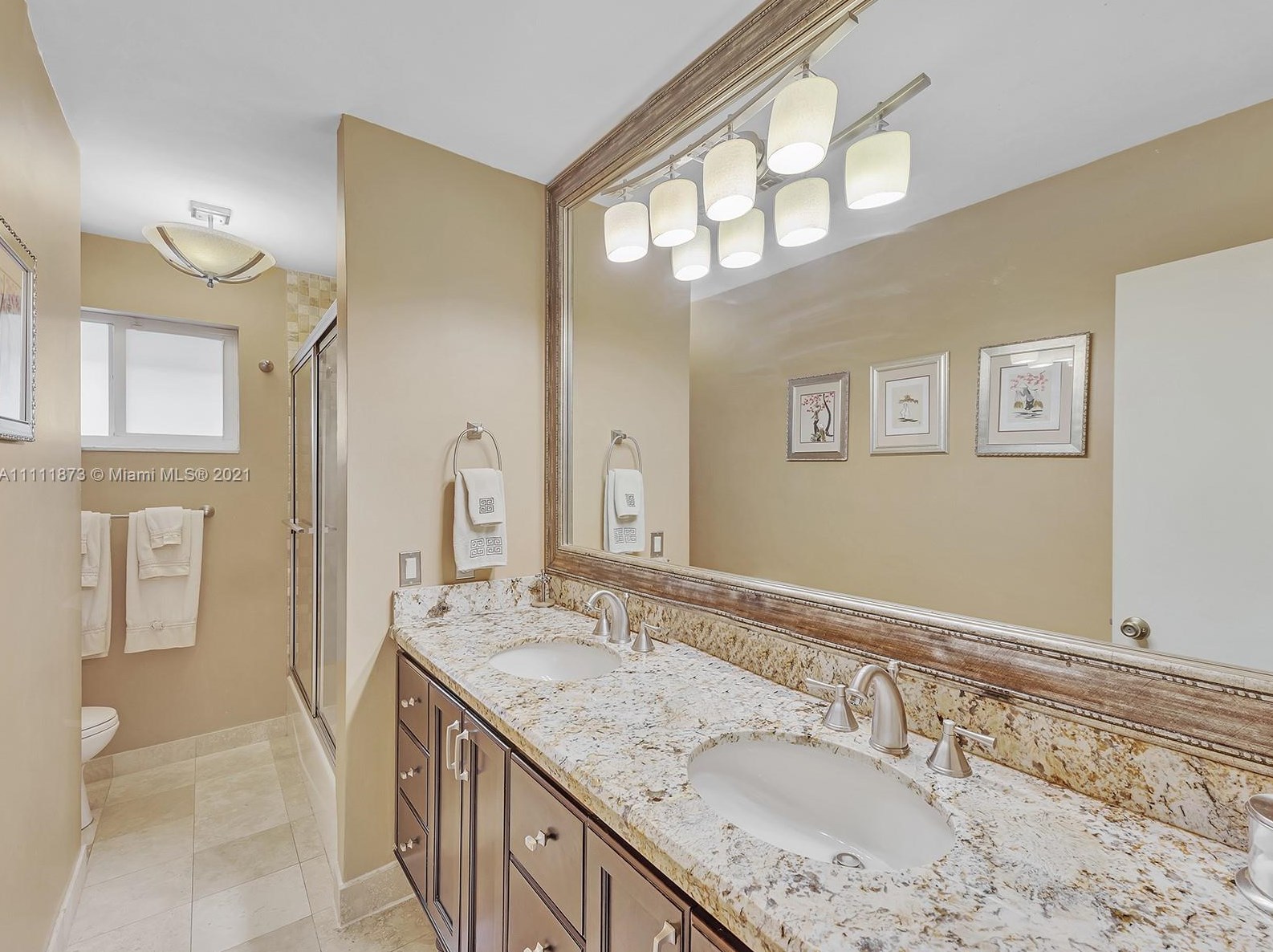 2213 203 Ter, Miami FL  33180-1309 exterior