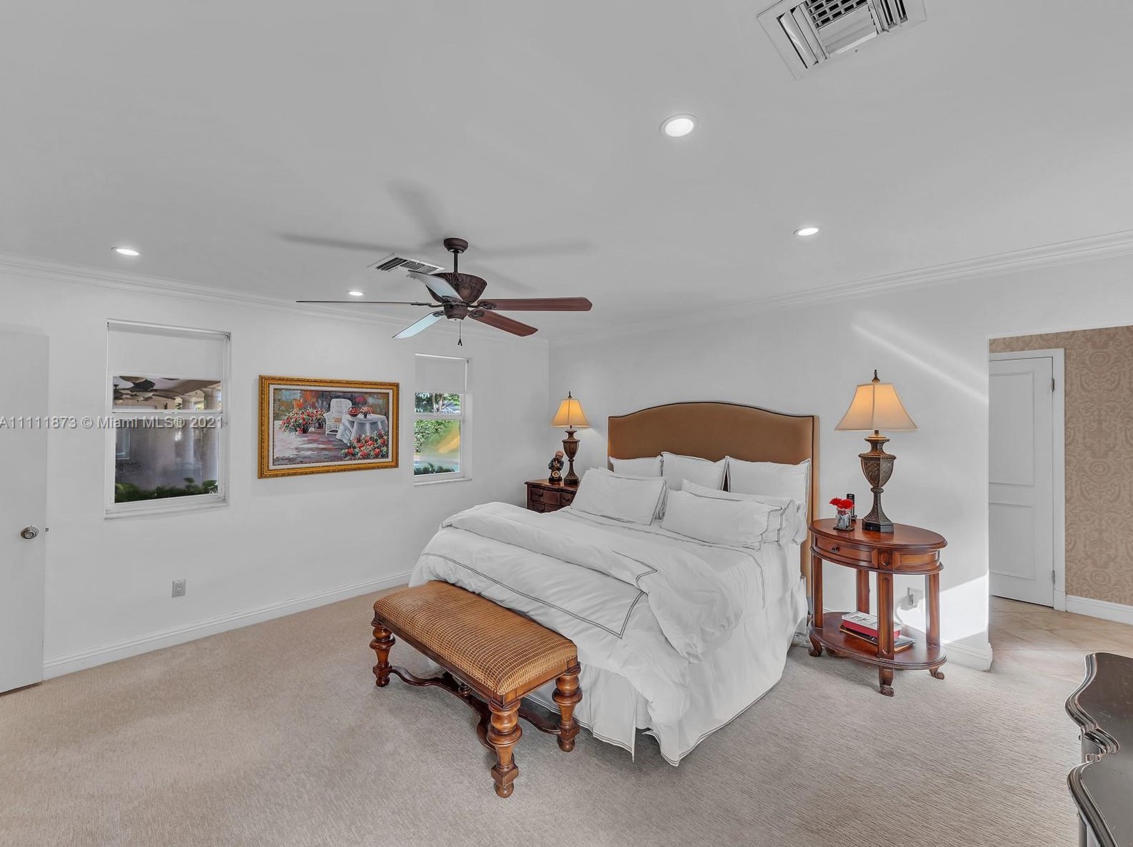 2213 203 Ter, Miami FL  33180-1309 exterior