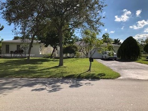 11500 131st St, Miami, FL 33176-4489