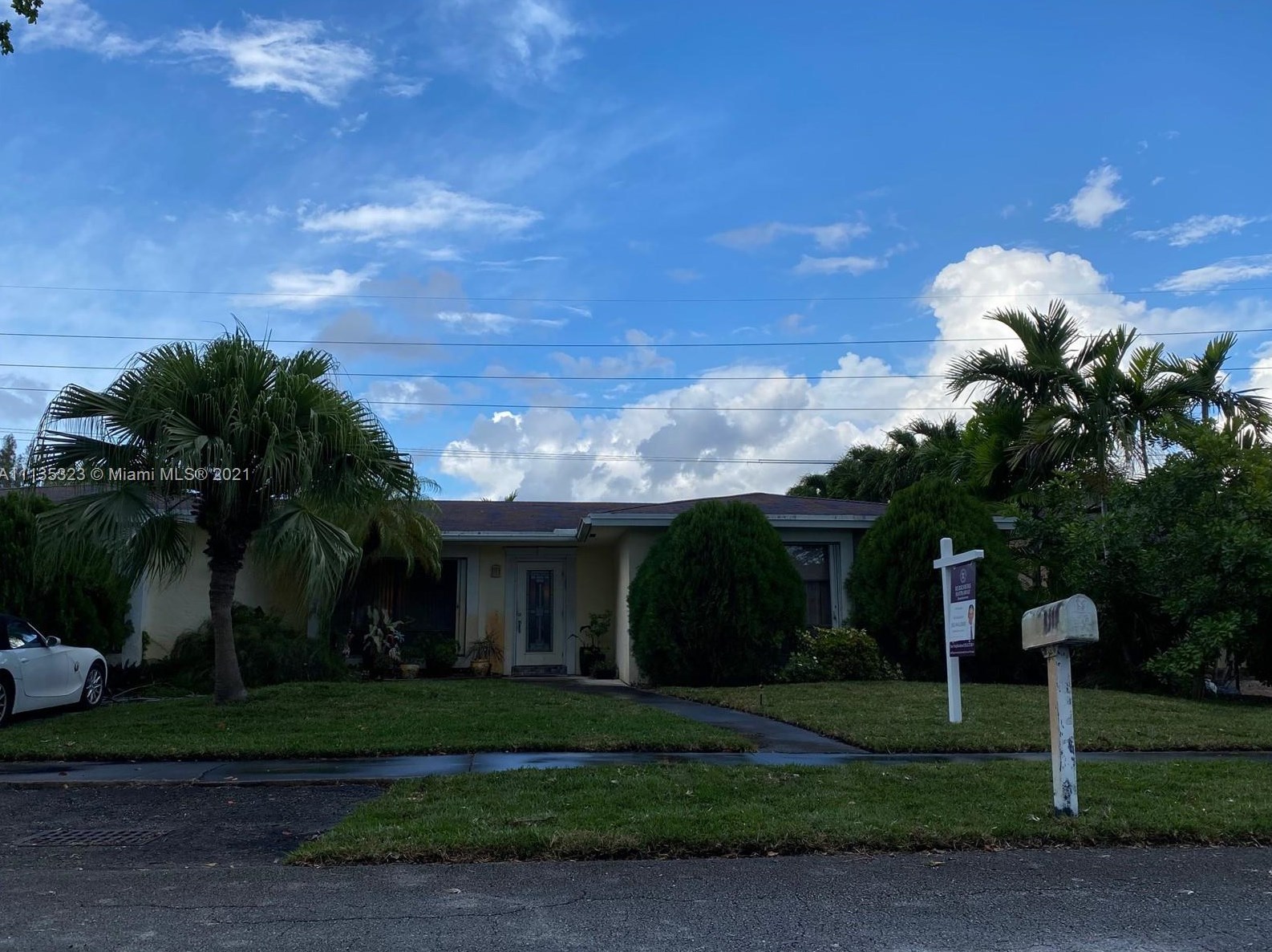 2051 214th Ter, Miami, FL 33179-1648