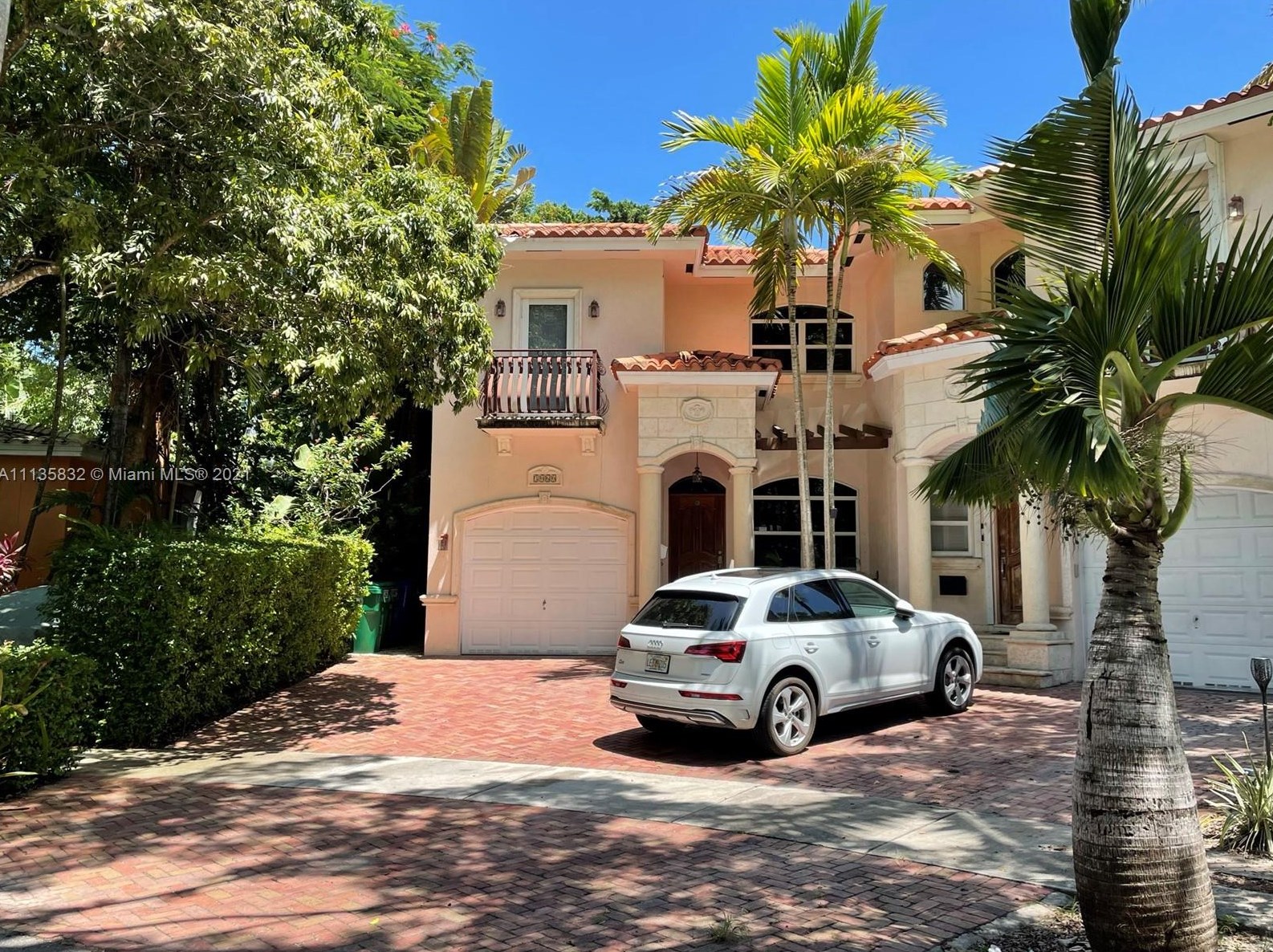 3060 Lime Ct, Miami FL  33133-5117 exterior