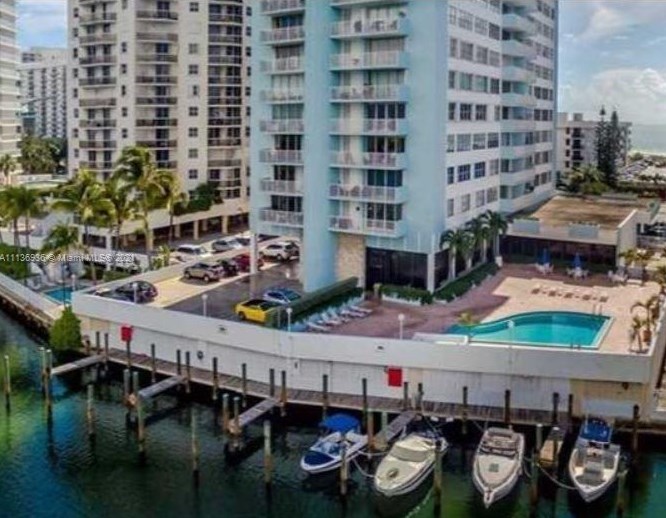 5838 Collins Ave #8e, Miami, FL 33140