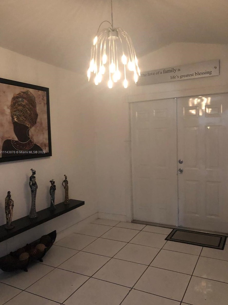 14237 152nd Ter, Miami, FL 33177-1021