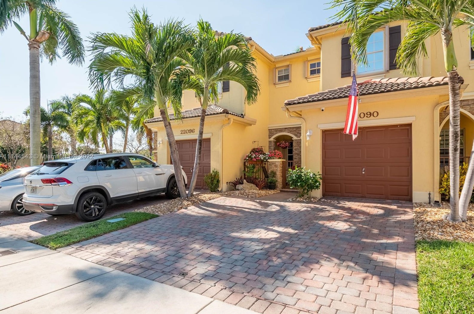 22090 93rd Pl, Miami, FL 33190-1230