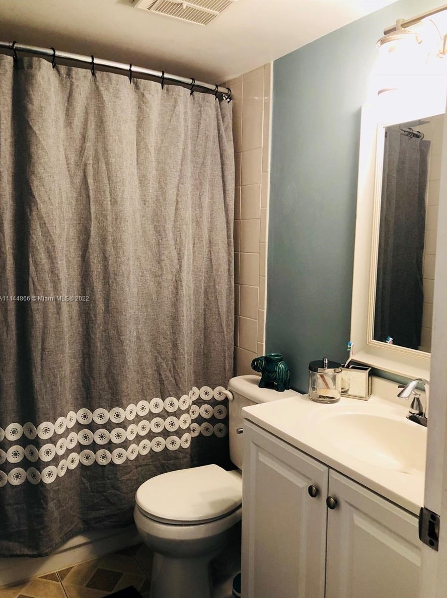 1720 River Dr, Miami FL exterior