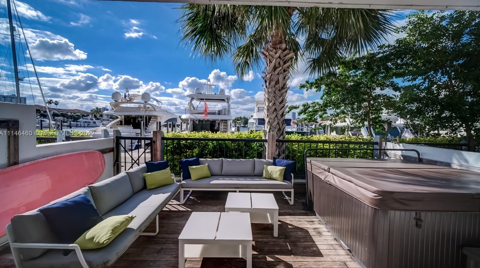 20944 37th Ave, Miami, FL 33180-3765