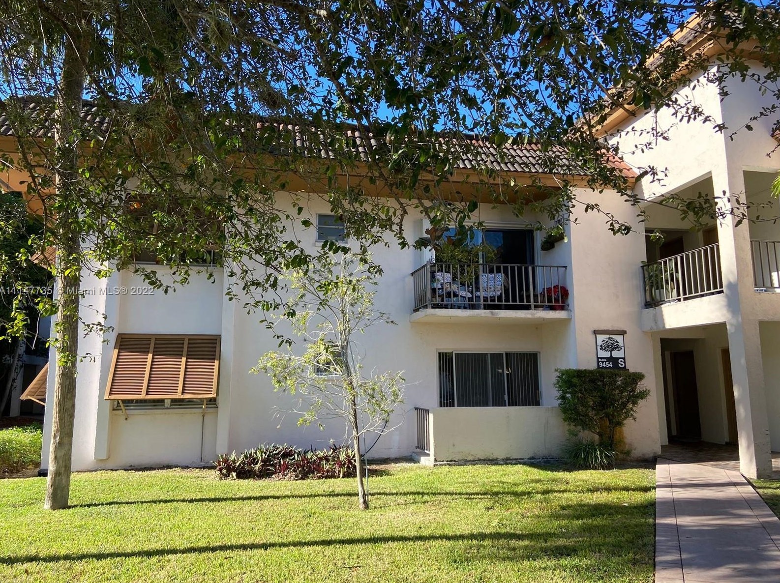 9454 77th Ave, Miami, FL 33156-7903