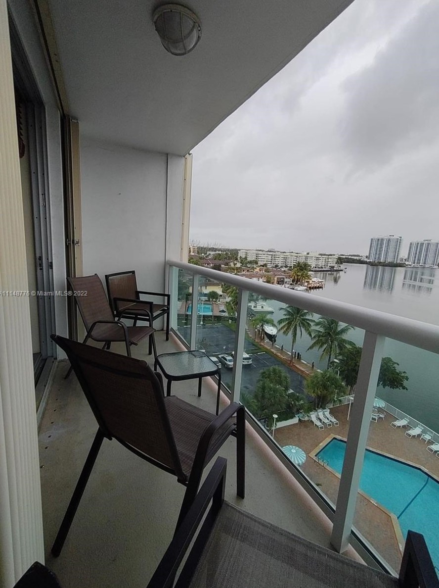 2841 Ne 163rd St Apt 801, Miami, FL 33160