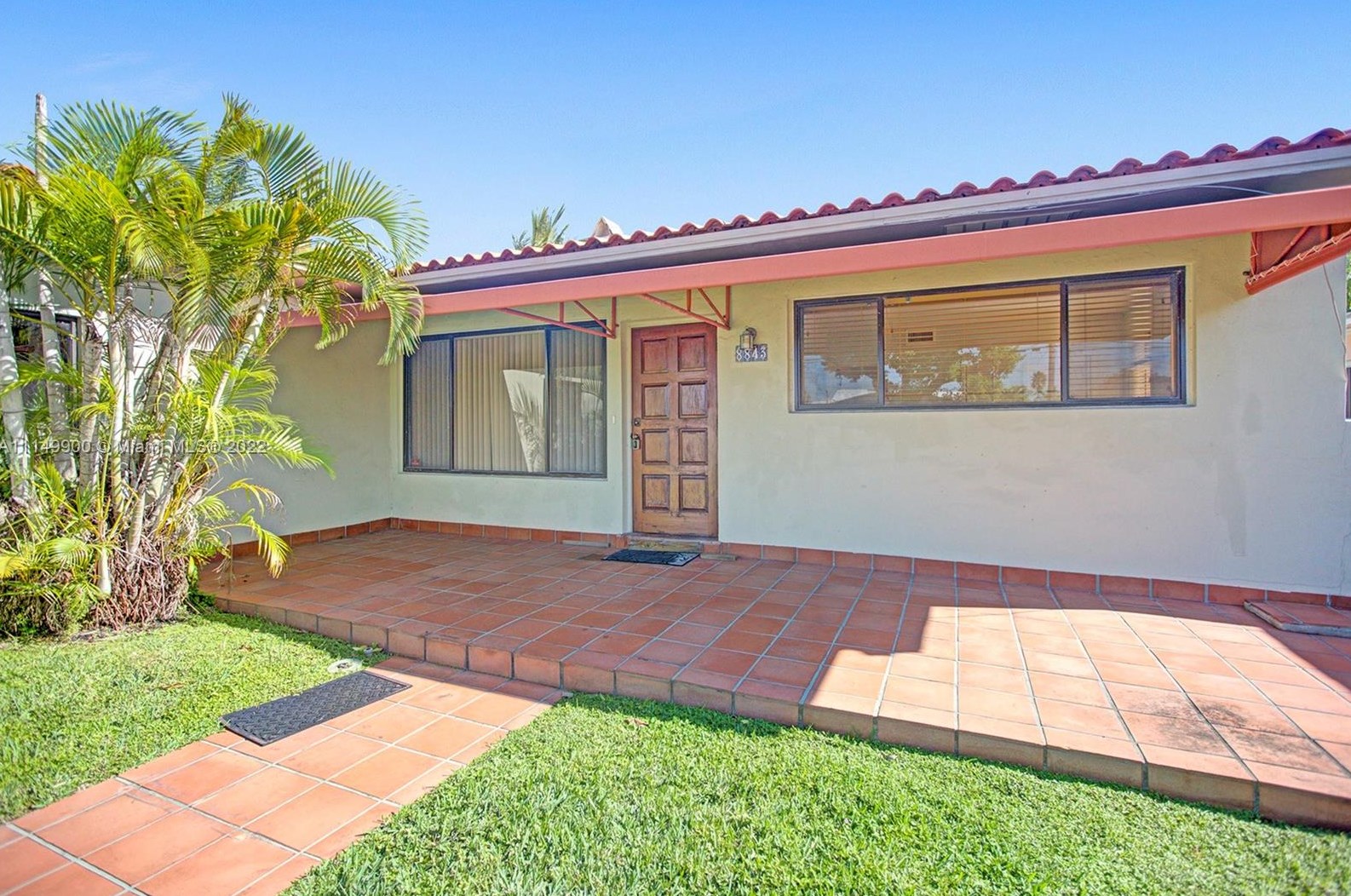 8843 Abbott Ave, Miami, FL 33154-3428