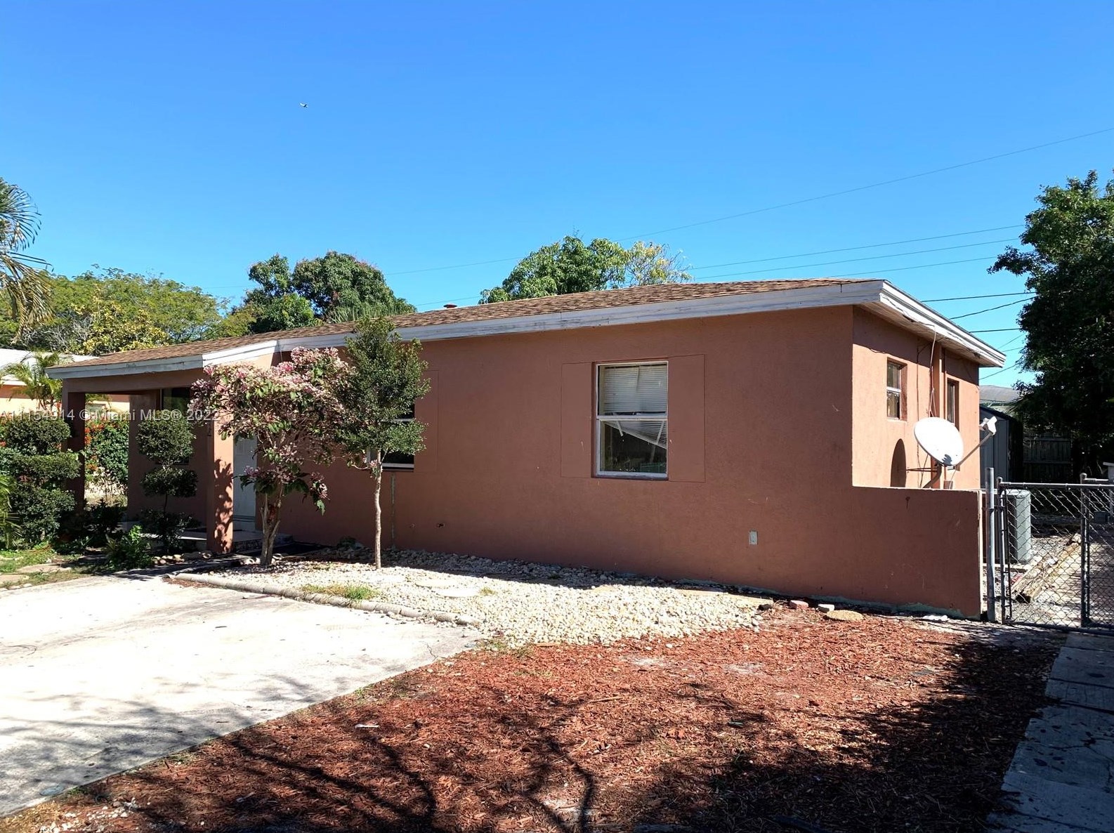 1424 C St, Lake Worth, FL 33460-5333