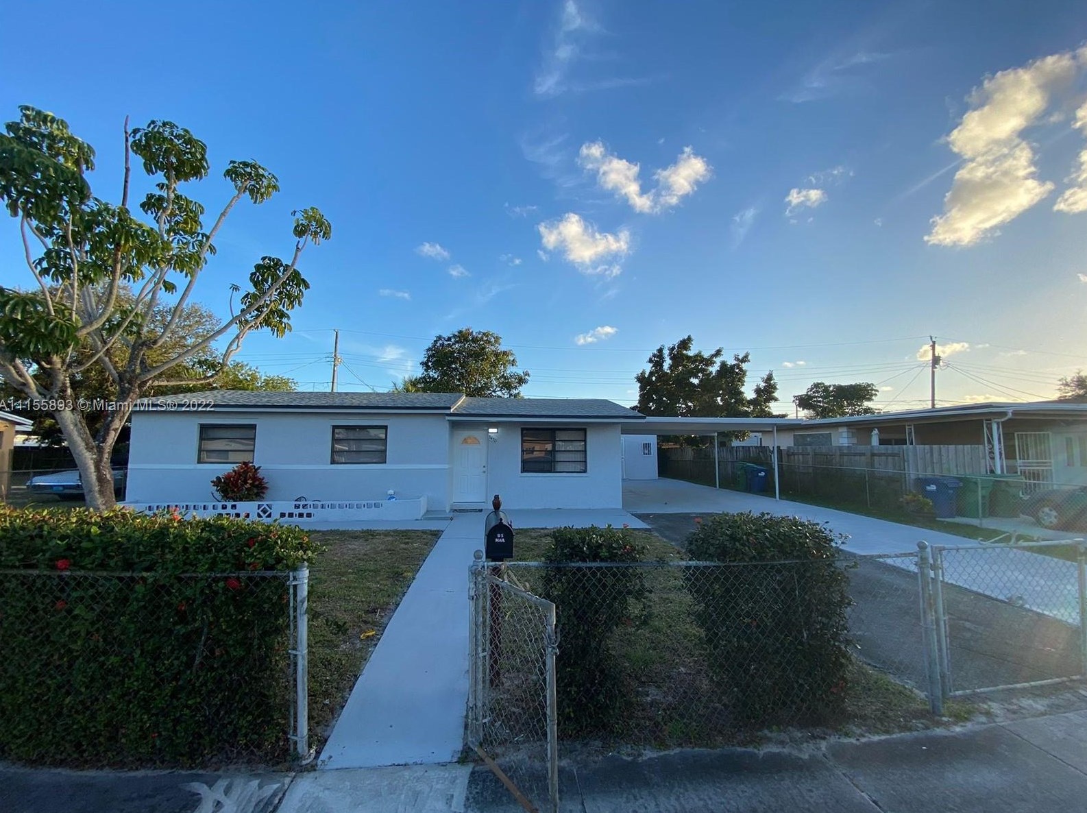 3470 208th St, Miami, FL 33056-1240