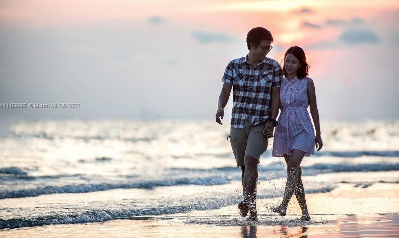 1500 Ocean Dr, Hollywood FL  33019-2363 exterior