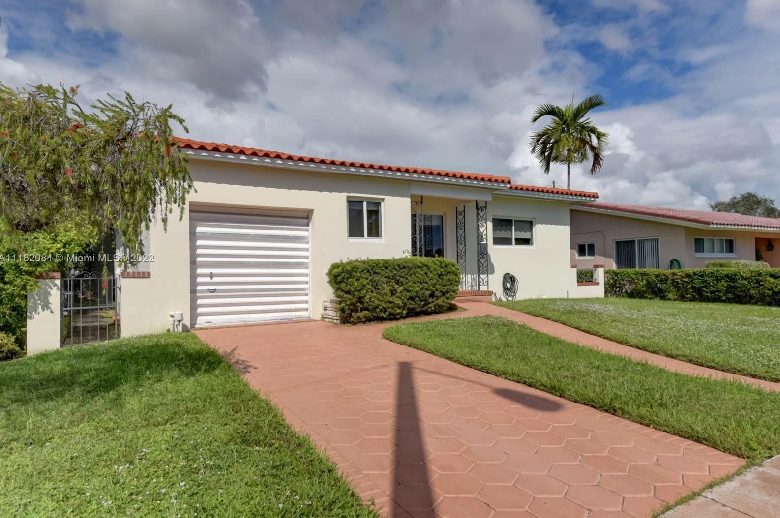 212 Ponce De Leon Blvd, Miami, FL 33134