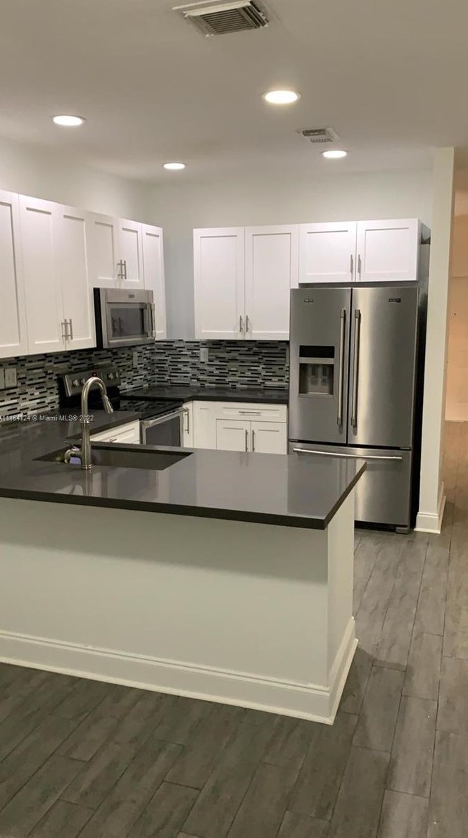 11230 229th Ter, Miami, FL 33170-7609