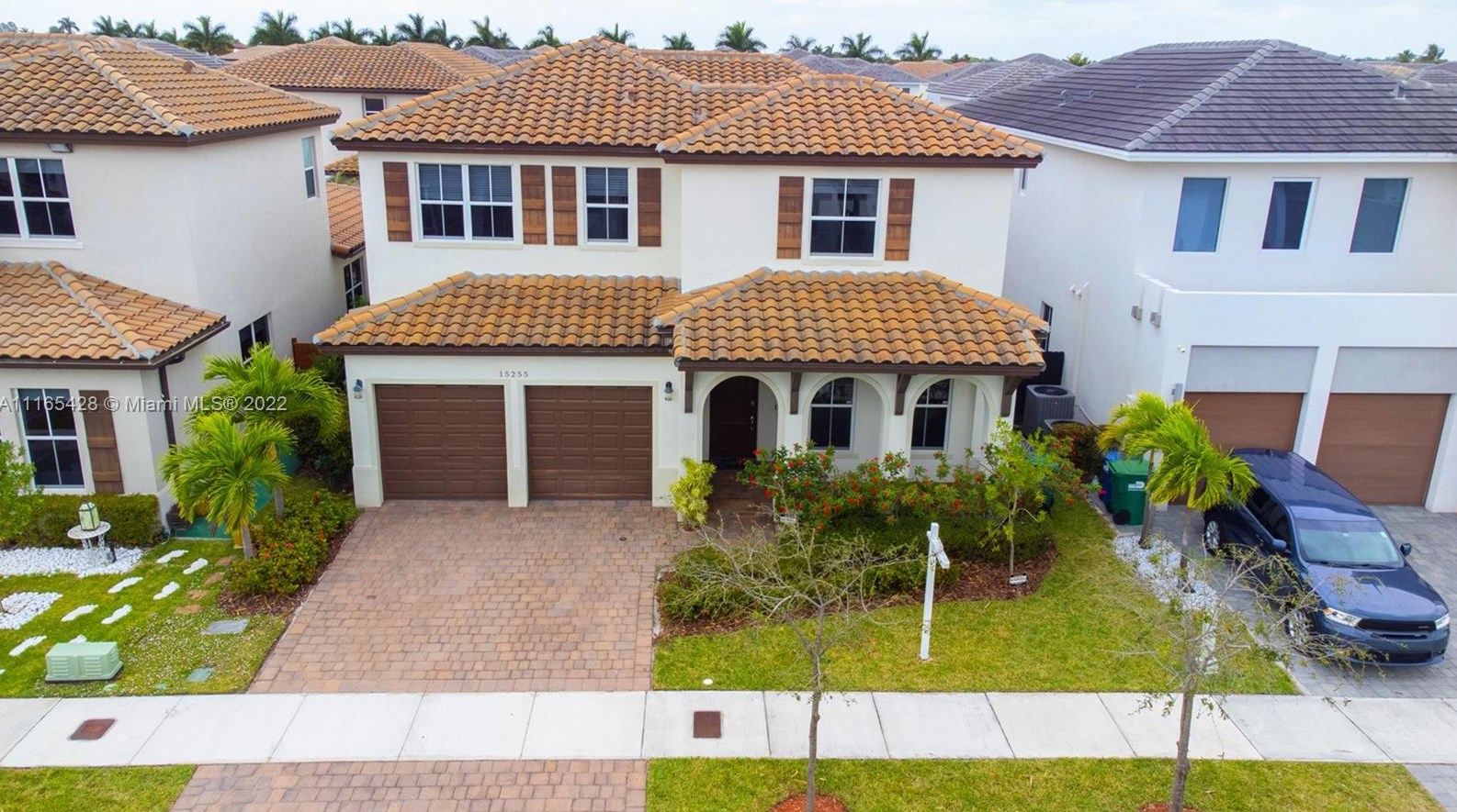 15255 176th Ln, Miami, FL 33187-7732
