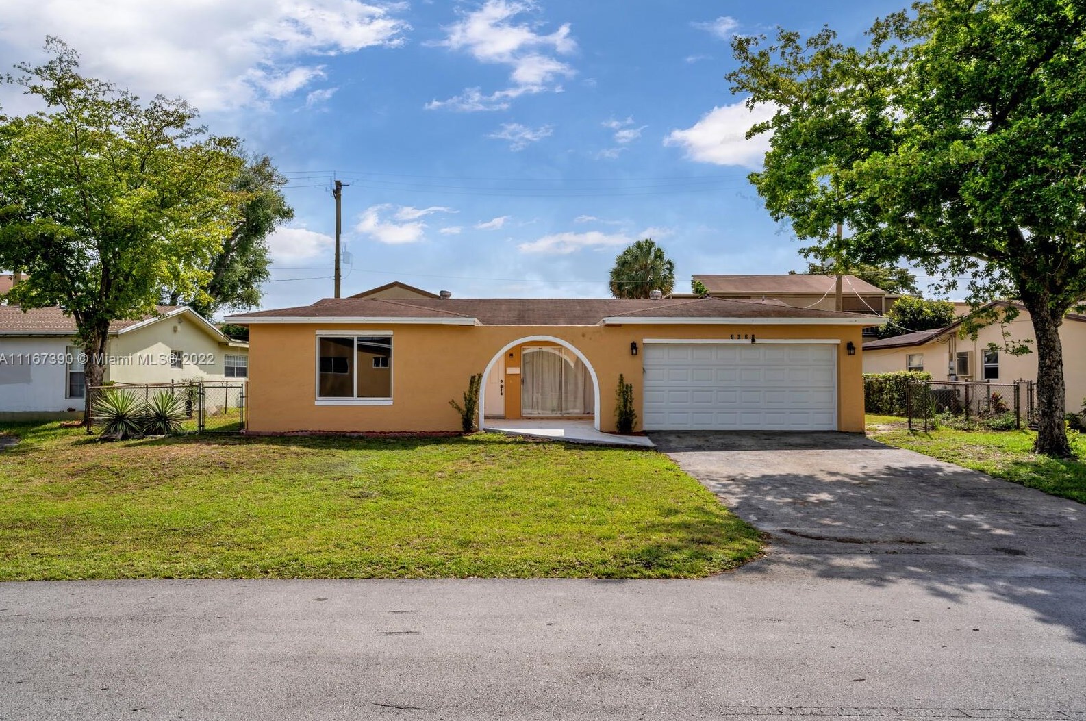3021 Tara Rd, Hollywood, FL 33025-2855