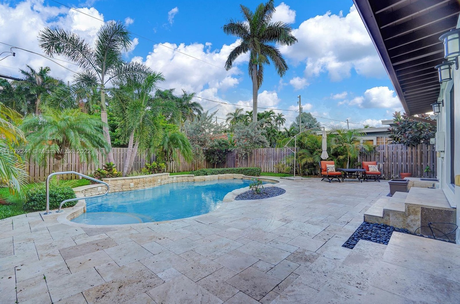 1318 Tyler St, Hollywood FL 33020-5251 exterior