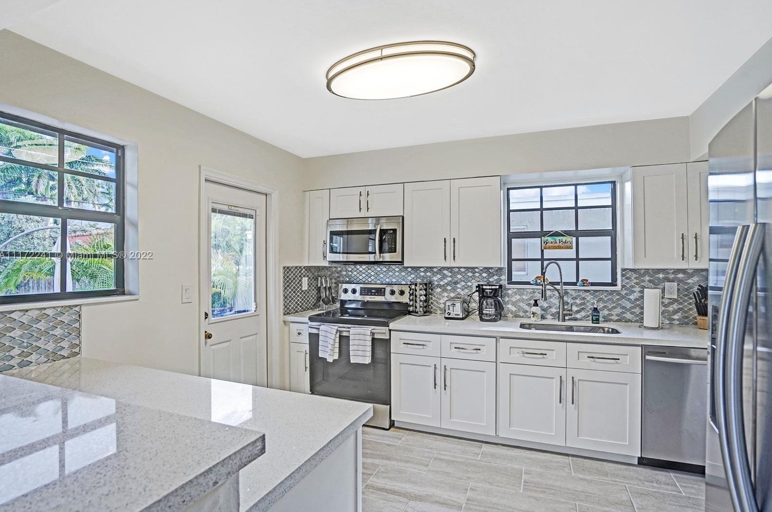 1318 Tyler St, Hollywood FL 33020-5251 exterior