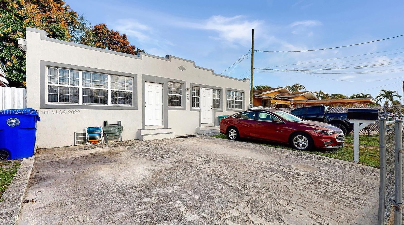 1237 33rd Ave, Miami, FL 33125-2831