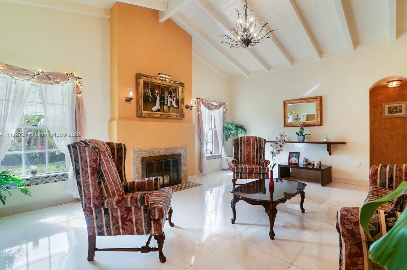 8951 Hawthorne Ave, Miami, FL 33154-3331