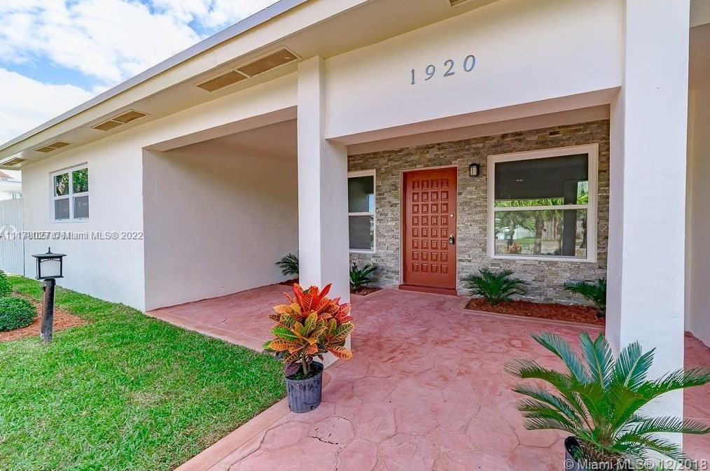 1920 208th Ter, Miami, FL 33179-2265
